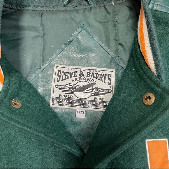 University Miami varsity - Picture 3 of 10